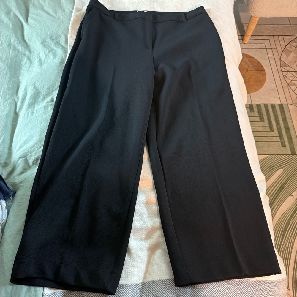 Black Wide Leg Dress Pants!